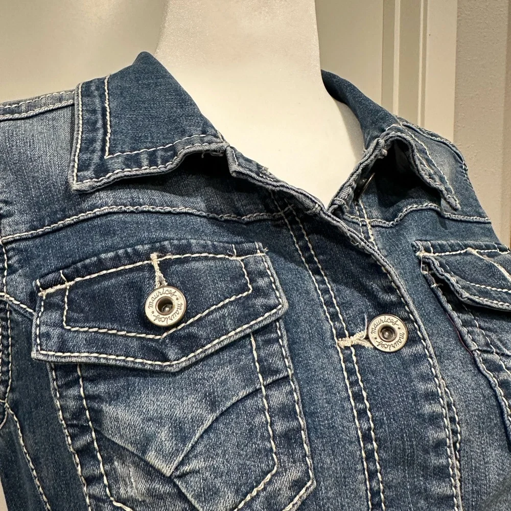Maurices Distressed Denim Vest Button Front Raw Hem Blue Jean Vest Size L - Picture 8 of 12